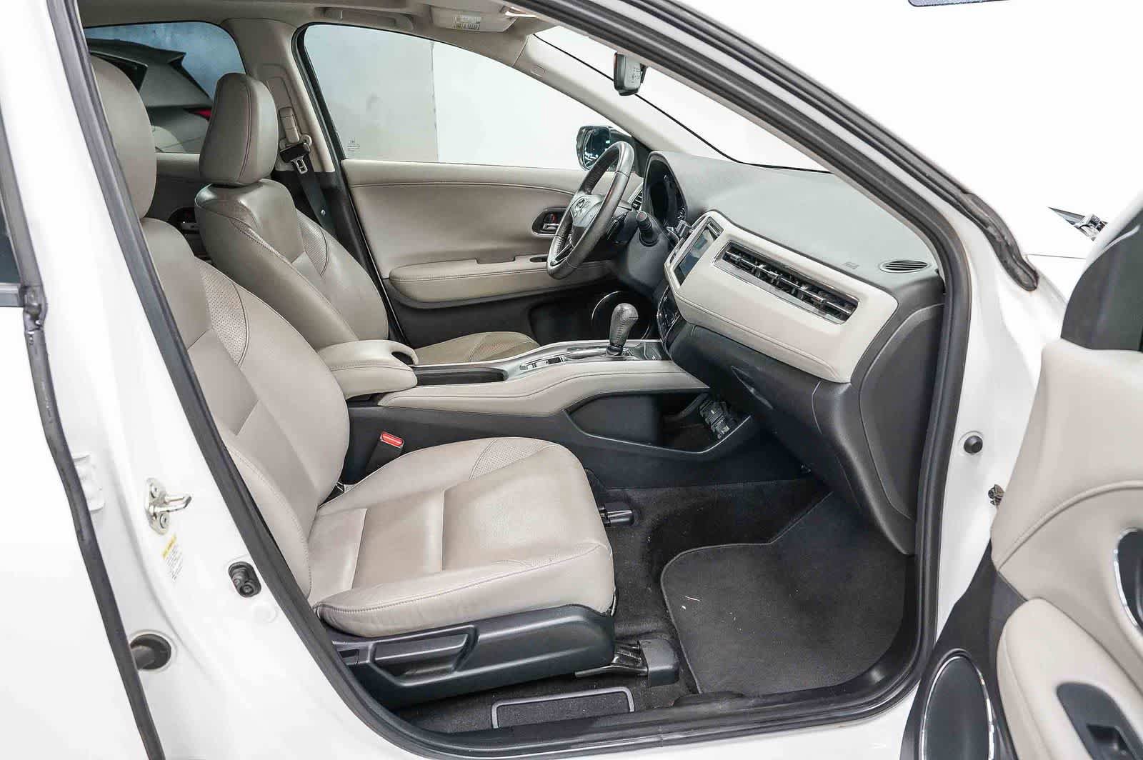 Used 2016 Honda HR-V EX-L image 17