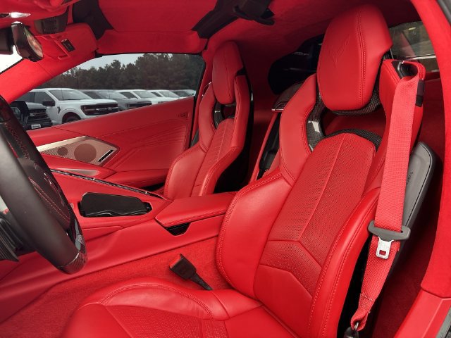 Used 2024 Chevrolet Corvette Z06 RWD image 11