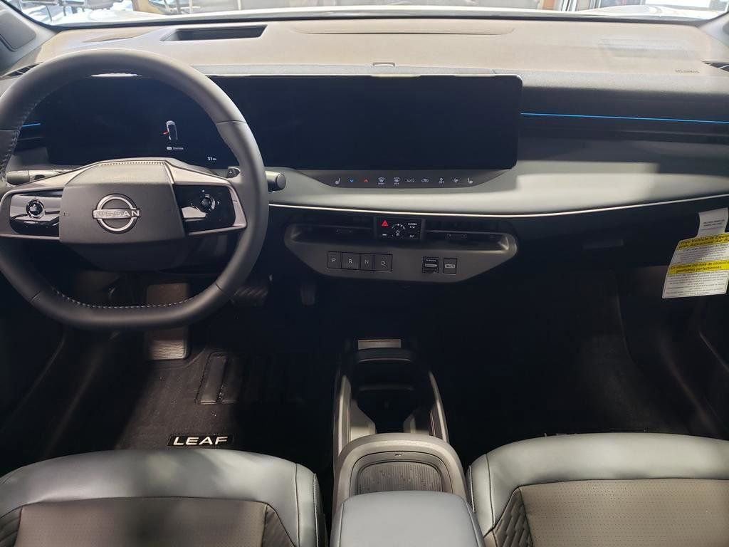New 2026 Nissan Leaf Platinum+ w/ Cargo Package (Platinum+) image 9