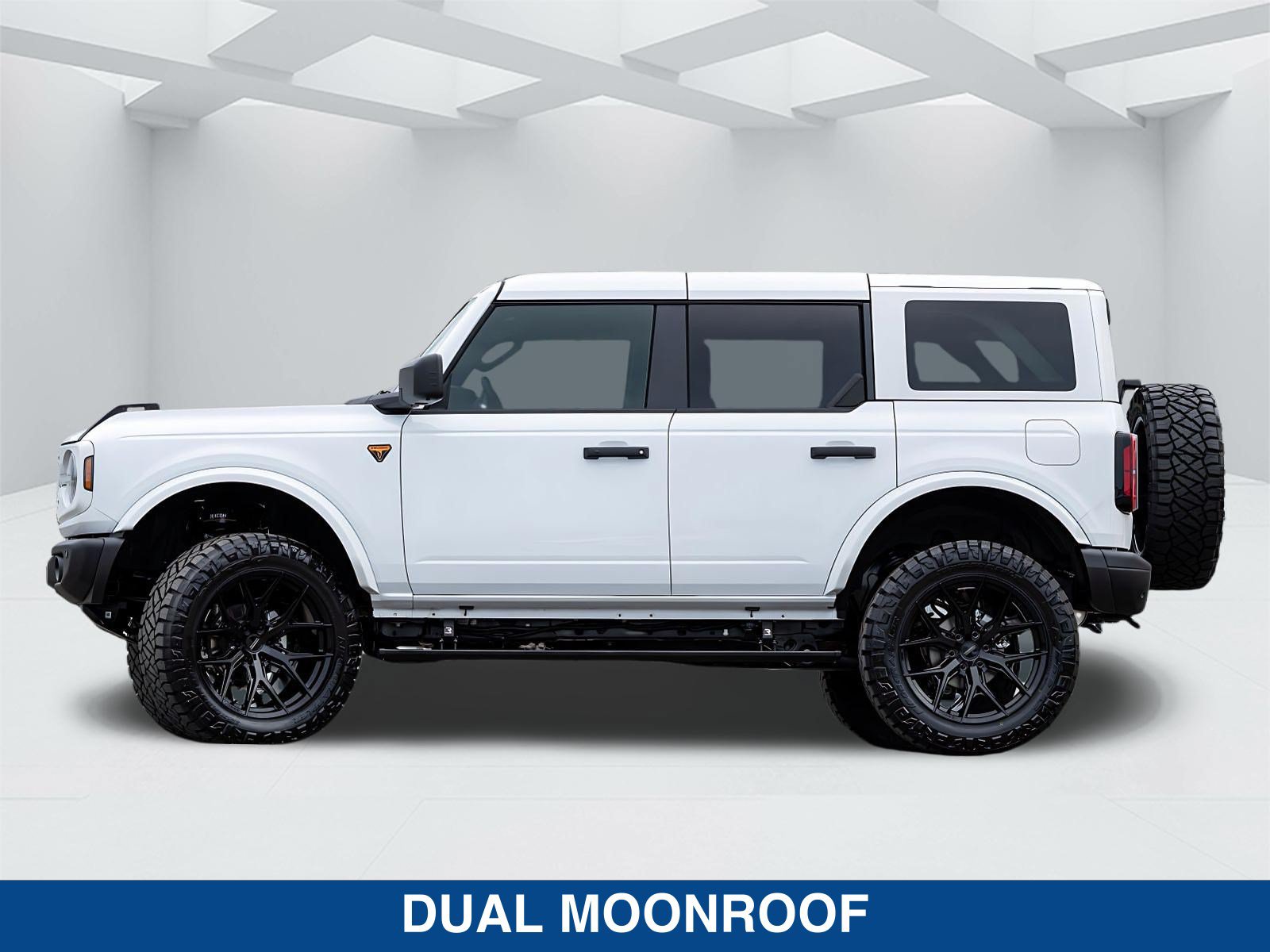 New 2026 Ford Bronco Badlands AWD/4WD image 8