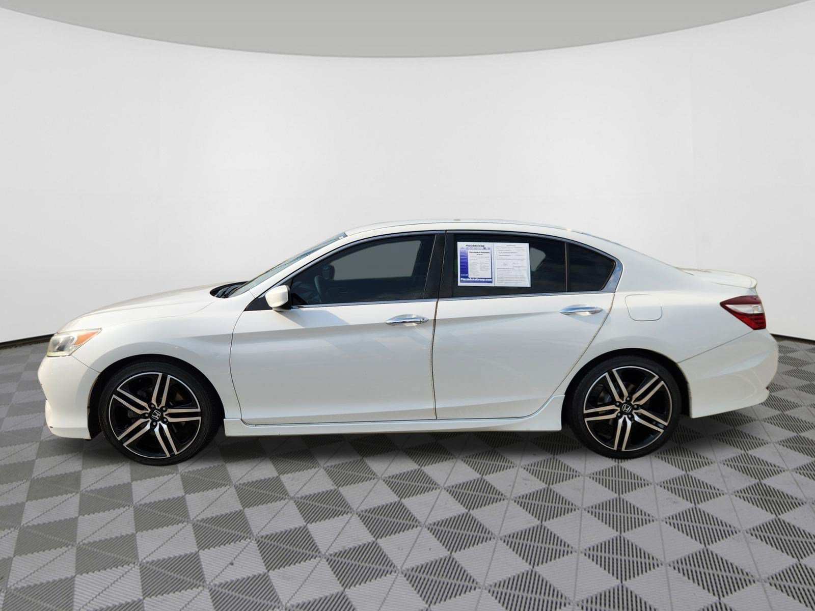 Used 2017 Honda Accord Sport Special Edition image 5