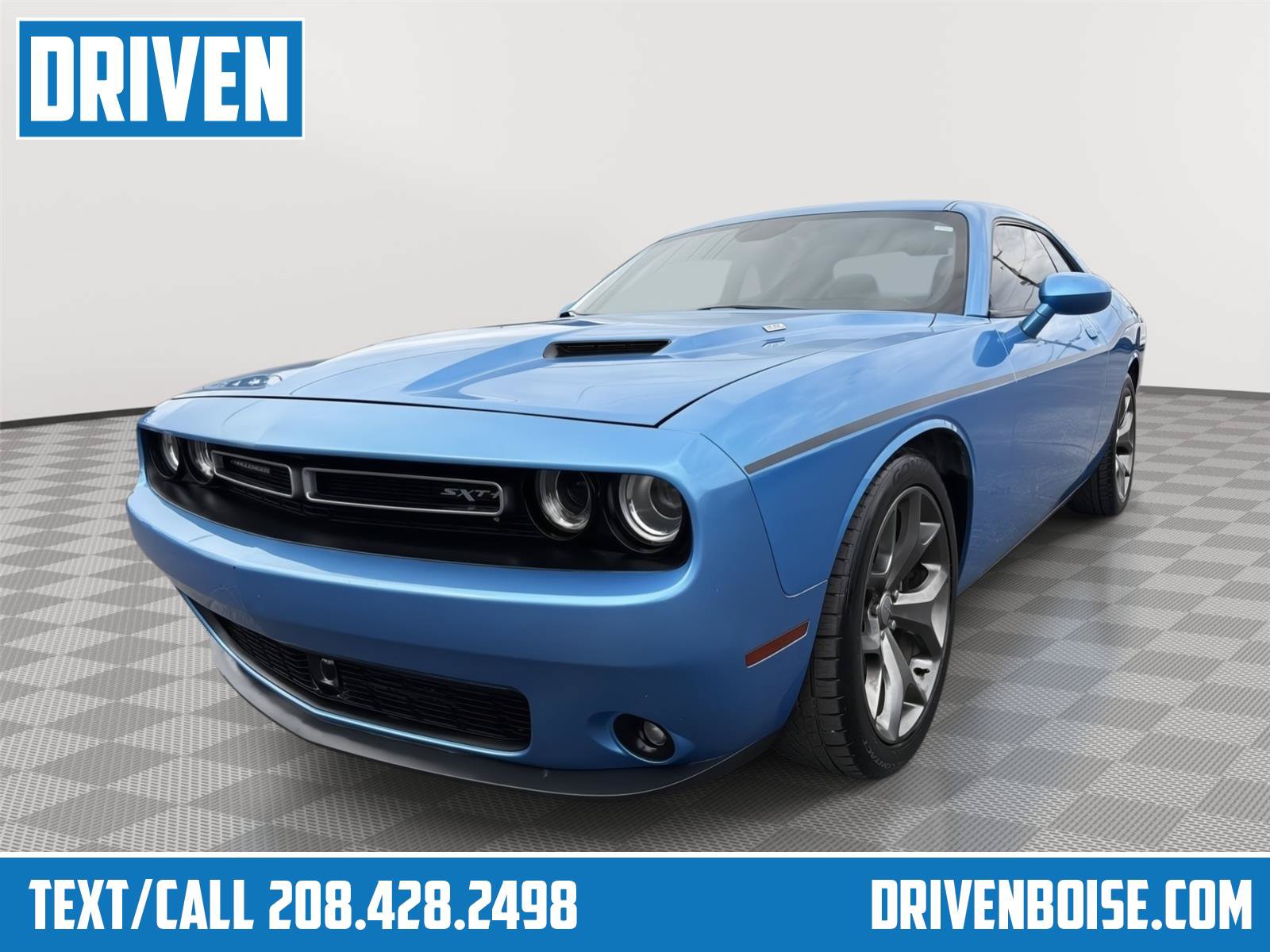 Used 2015 Dodge Challenger SXT Plus w/ Premium Sound Group RWD image 1