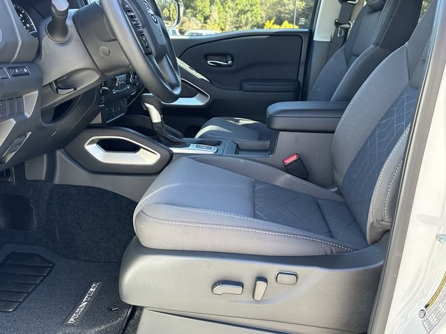 New 2026 Nissan Frontier SV w/ Tow Package AWD/4WD image 11