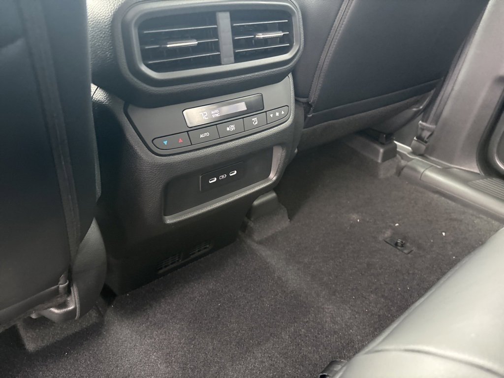 New 2025 Honda Pilot Touring image 21