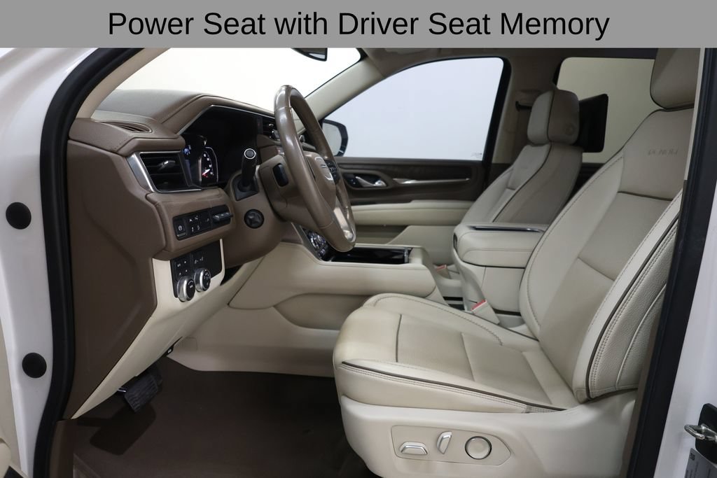 Used 2021 GMC Yukon Denali w/ LPO, Illumination Package AWD/4WD image 35