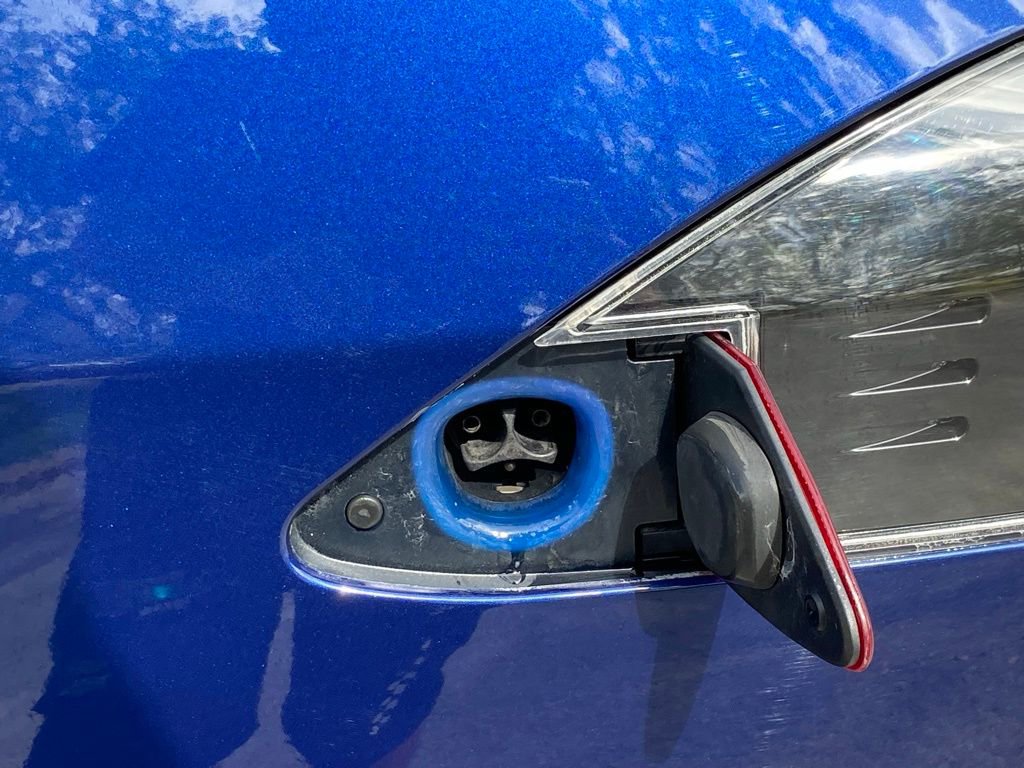 Used 2022 Tesla Model S image 15