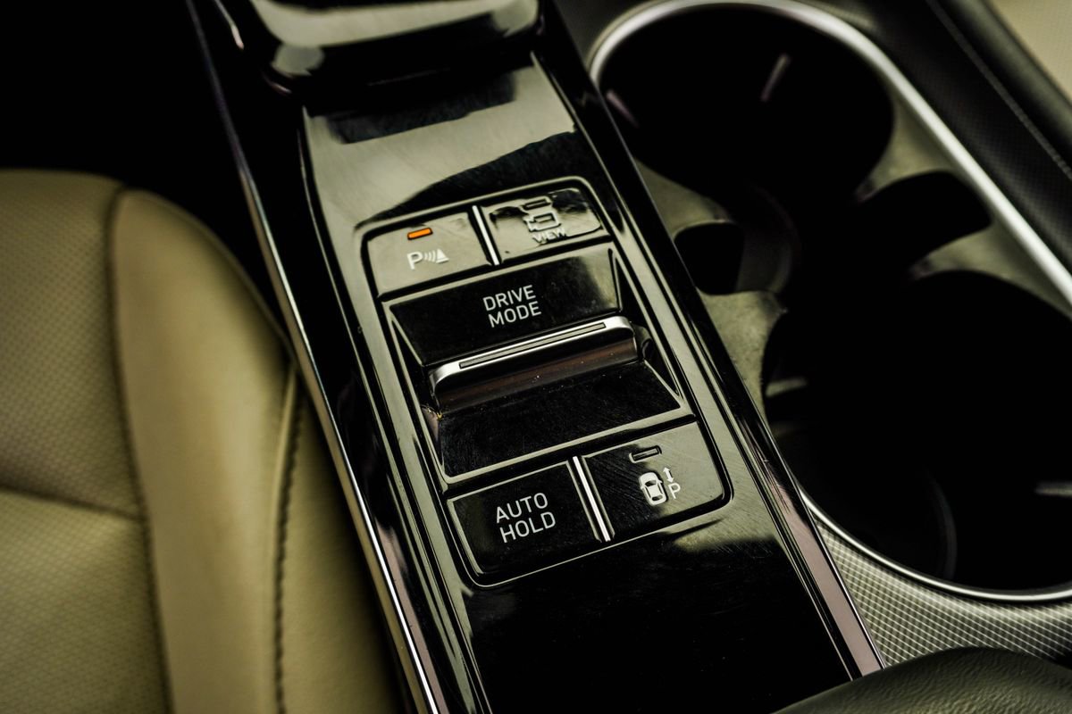 Used 2020 Hyundai Sonata Limited image 22