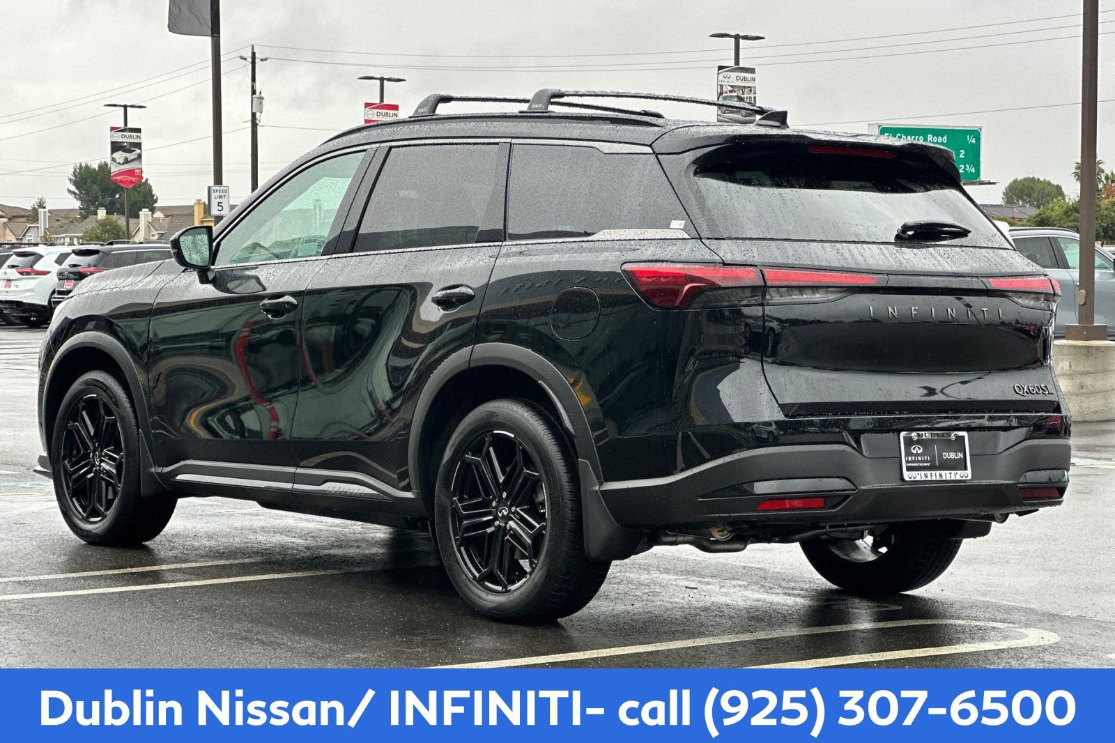New 2026 INFINITI QX60 Sport w/ Dark Cargo Package AWD/4WD image 3
