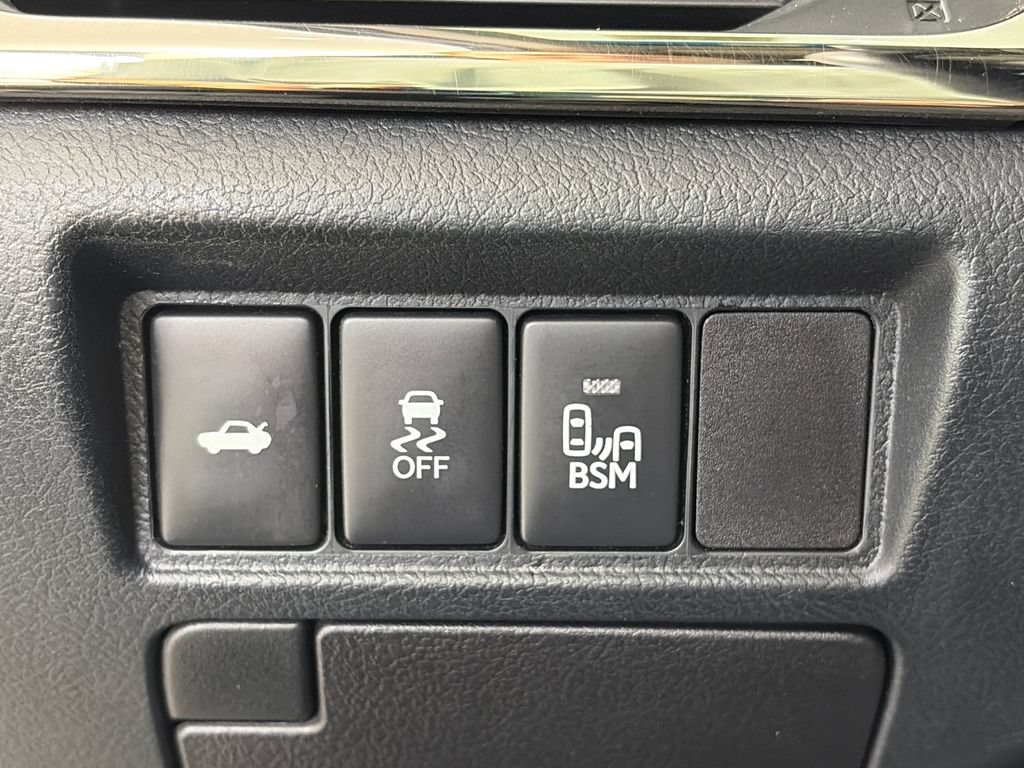 Used 2014 Toyota Avalon XLE Touring FWD image 24