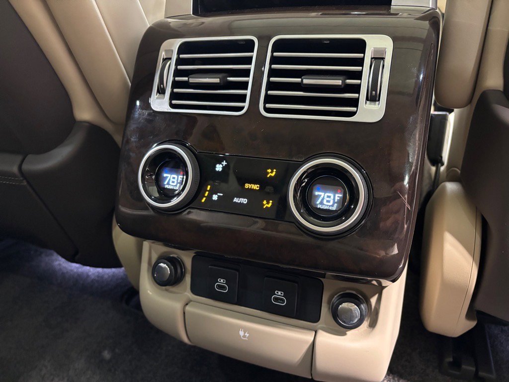 Used 2022 Land Rover Range Rover Westminster Edition image 39