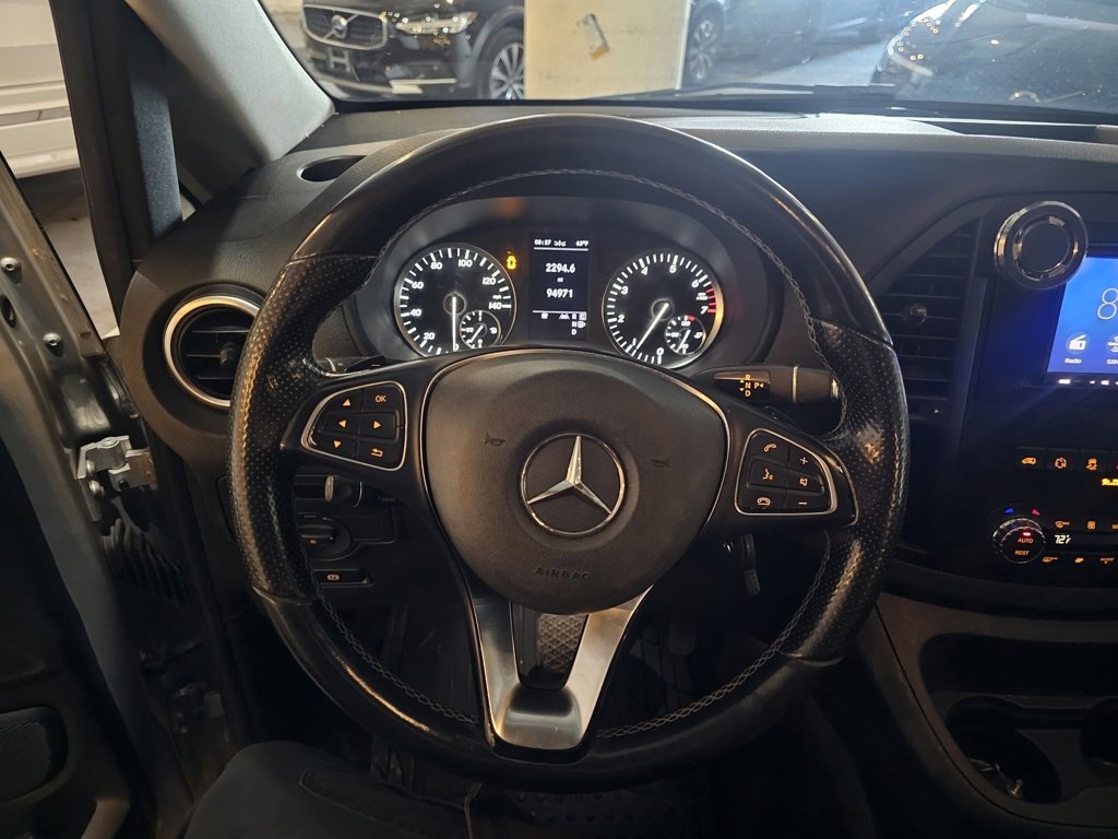 Used 2016 Mercedes-Benz Metris Passenger image 19