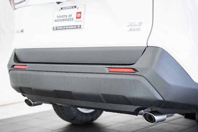 New 2025 Toyota RAV4 XLE image 8