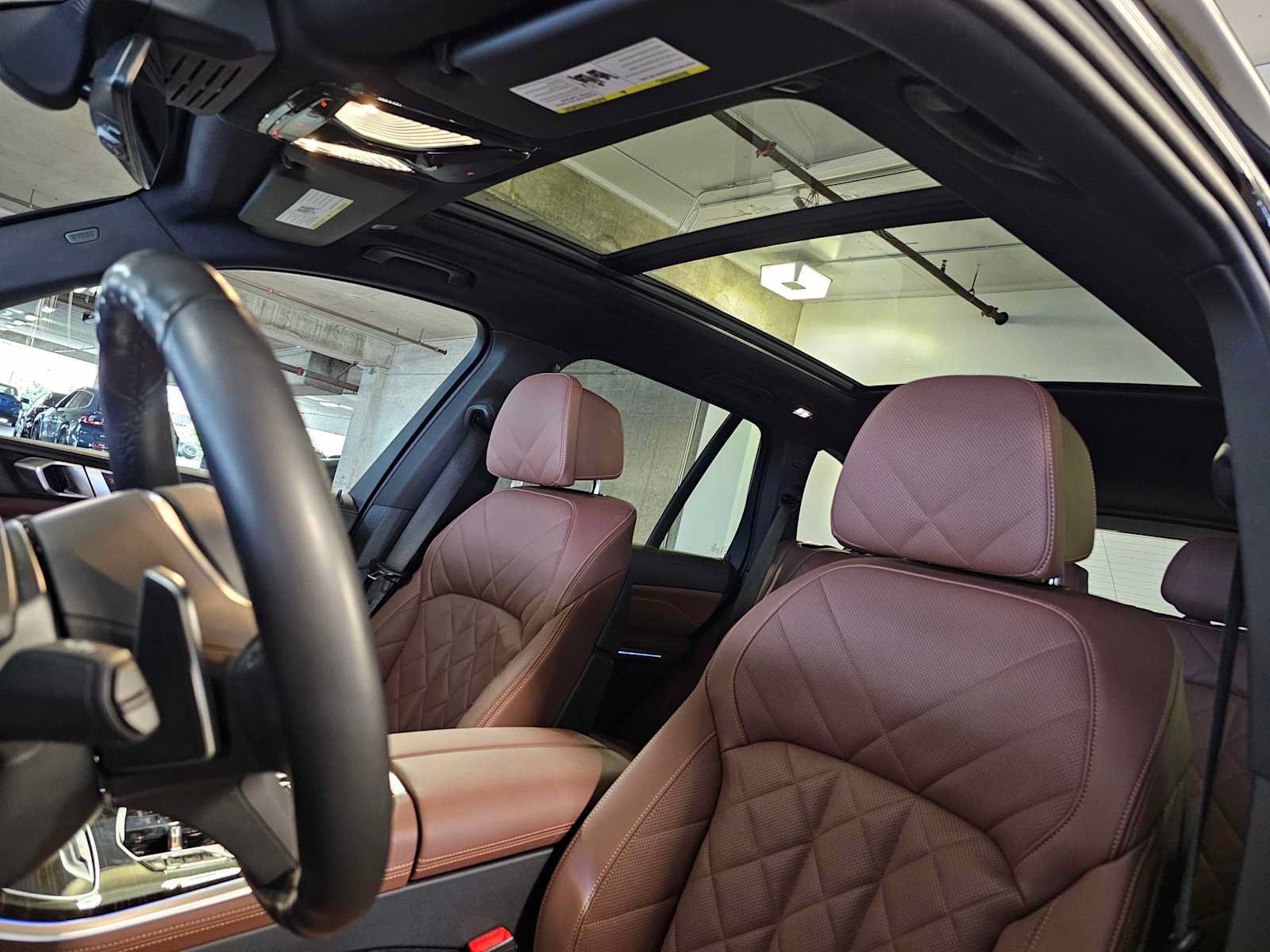 Used 2024 BMW X5 xDrive50e w/ M Sport Package AWD/4WD image 27