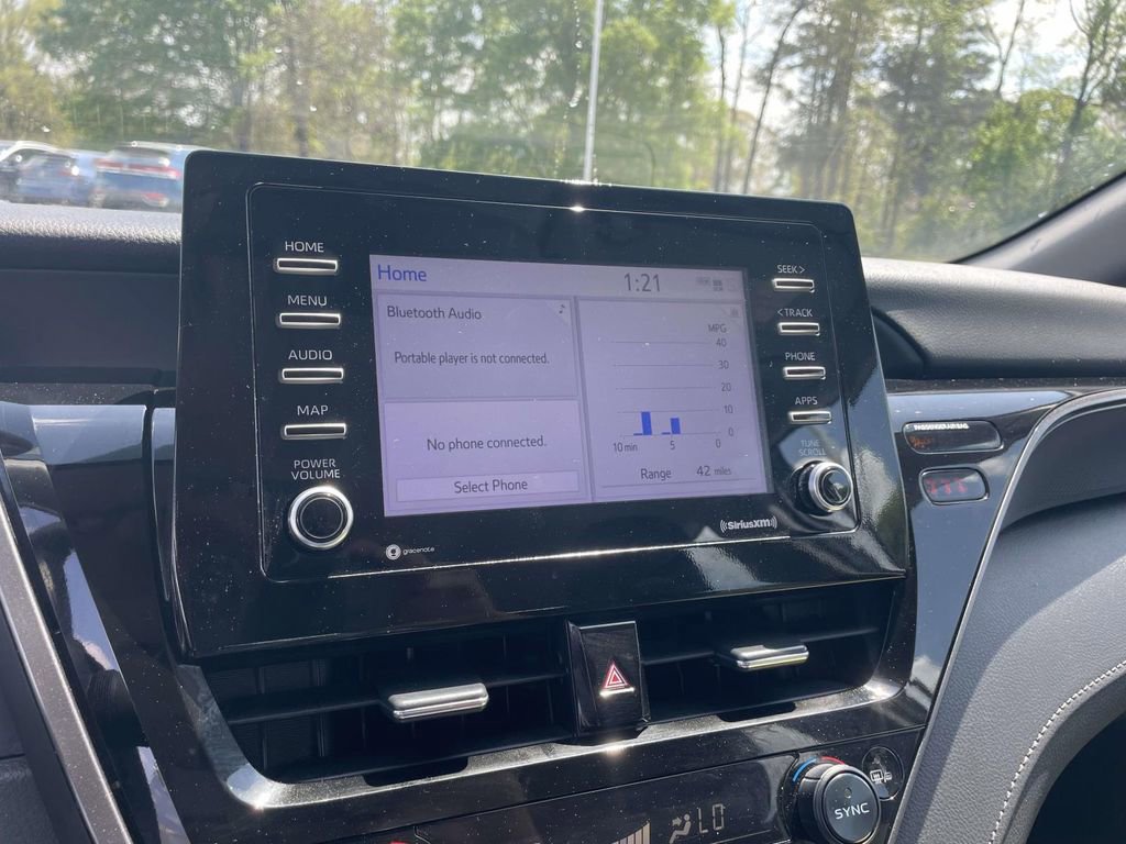 Used 2024 Toyota Camry LE FWD image 25