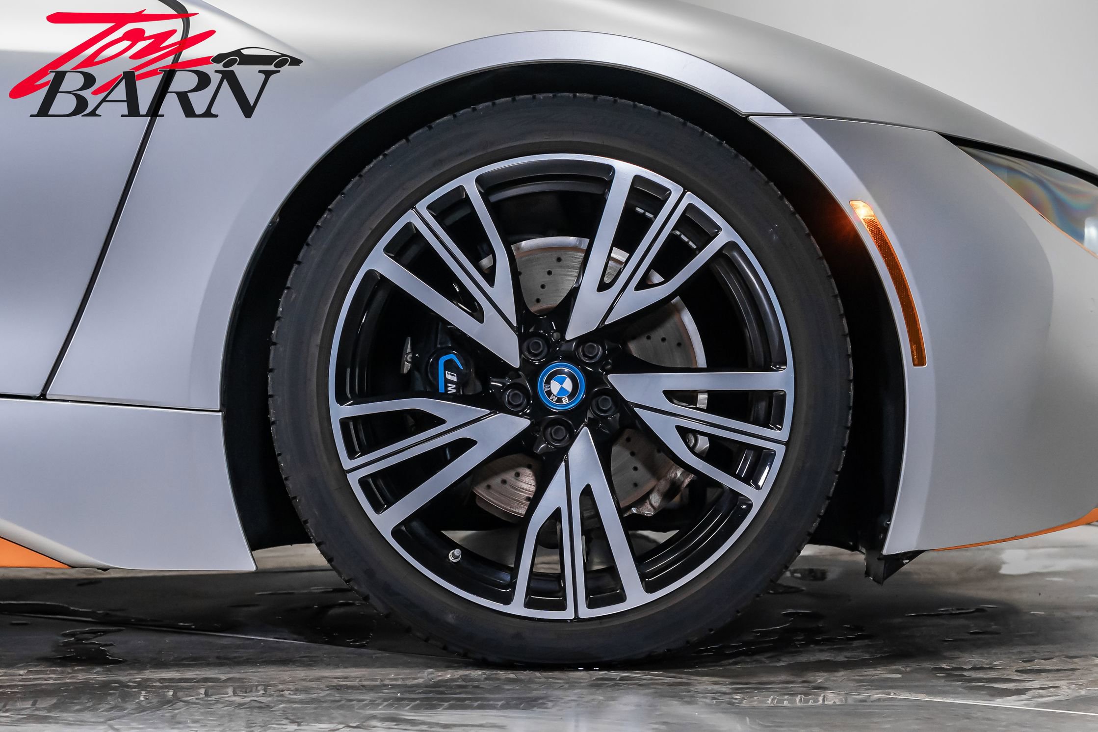 Used 2015 BMW i8 image 16