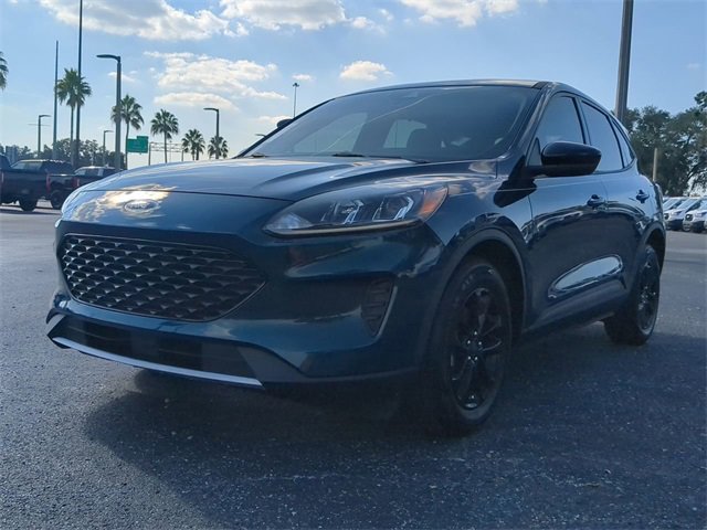 Used 2020 Ford Escape SE Sport image 9