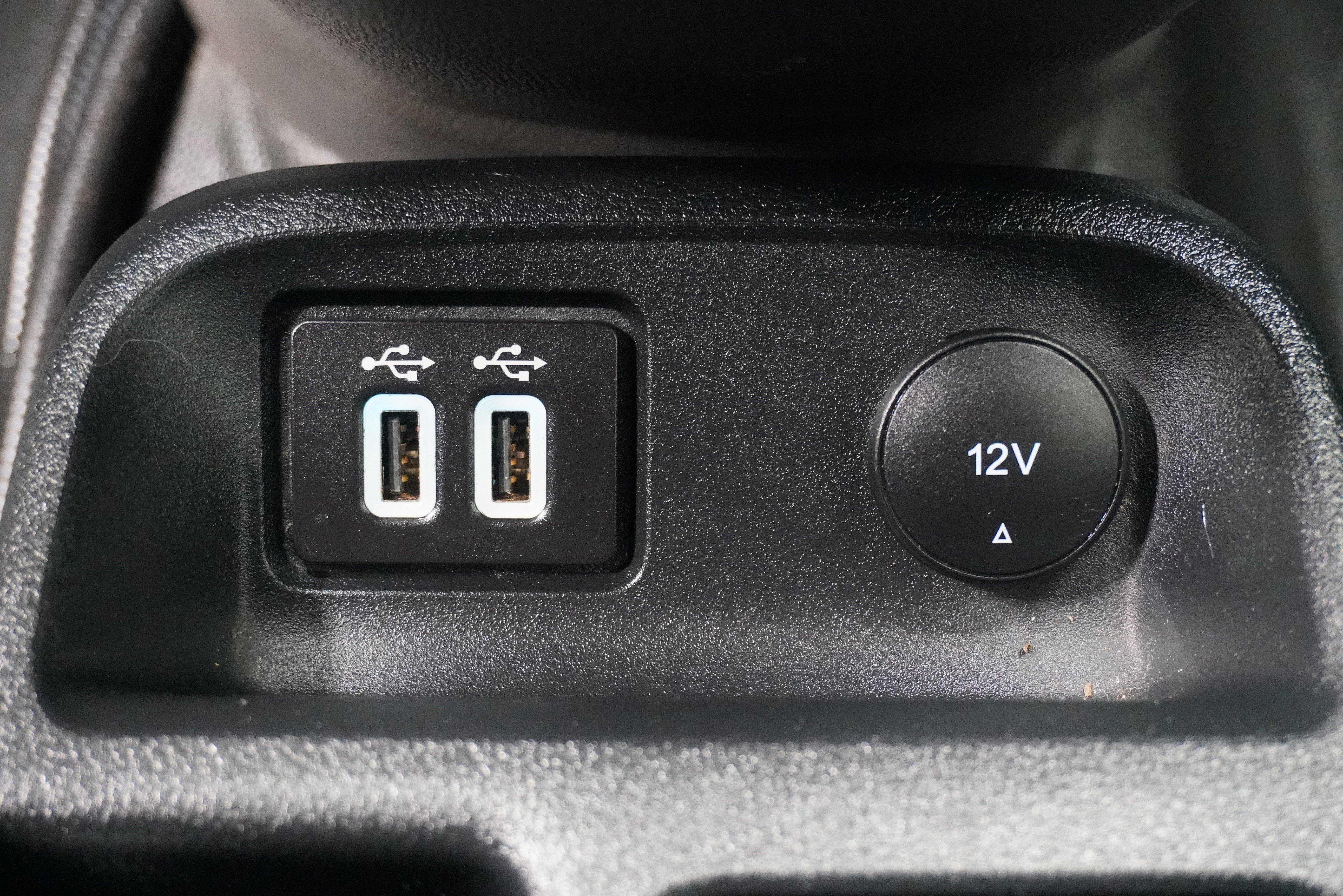 Used 2020 Ford Transit Connect XL image 17