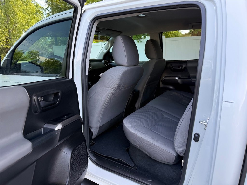 Used 2021 Toyota Tacoma SR5 image 12