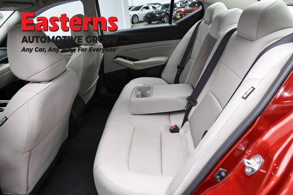 Used 2023 Nissan Altima 2.5 SV w/ SV Premium Package AWD/4WD image 21