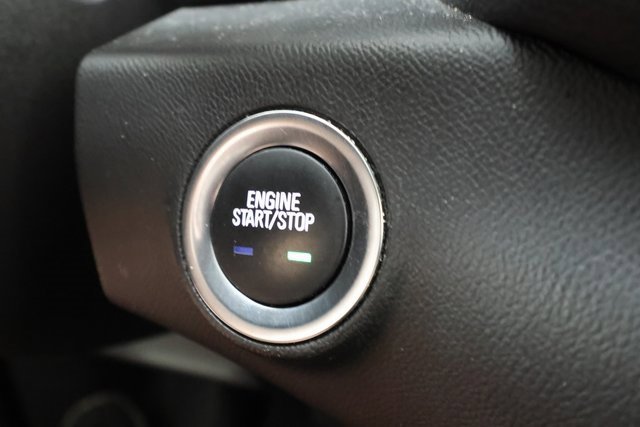 Used 2023 GMC Terrain SLT image 19