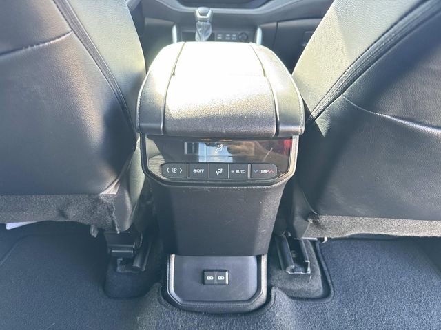 Used 2023 Toyota Highlander XSE FWD image 26