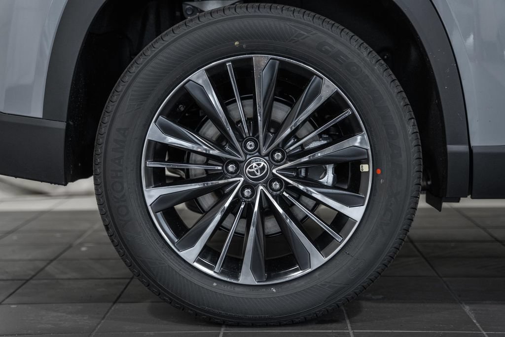 New 2026 Toyota Grand Highlander AWD Hybrid image 17