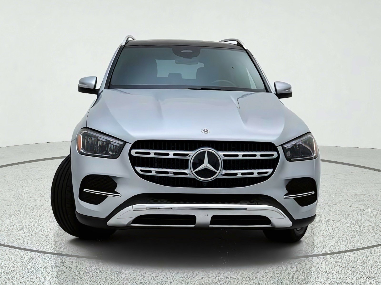 Used 2026 Mercedes-Benz GLE 350 4MATIC image 3