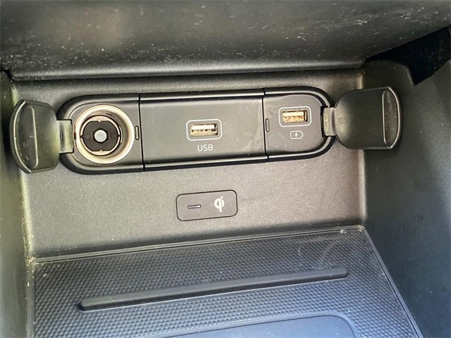 Used 2022 Kia Telluride S image 28