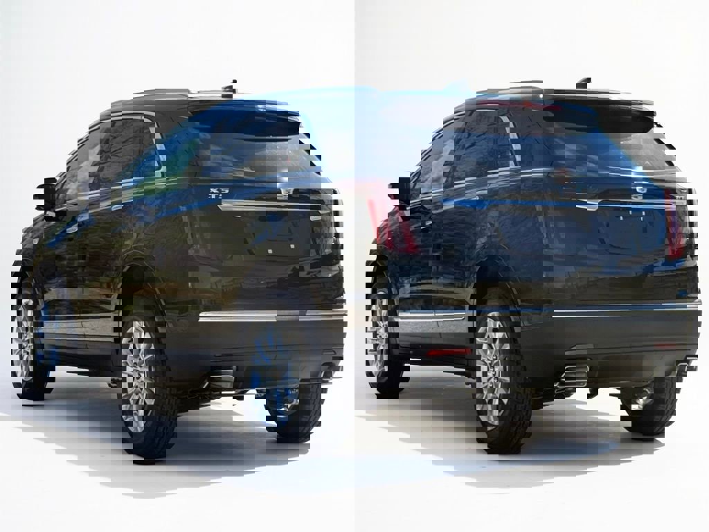 New 2026 Cadillac XT5 Luxury image 10