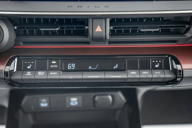 New 2026 Toyota Prius Plug-In Hybrid FWD image 24