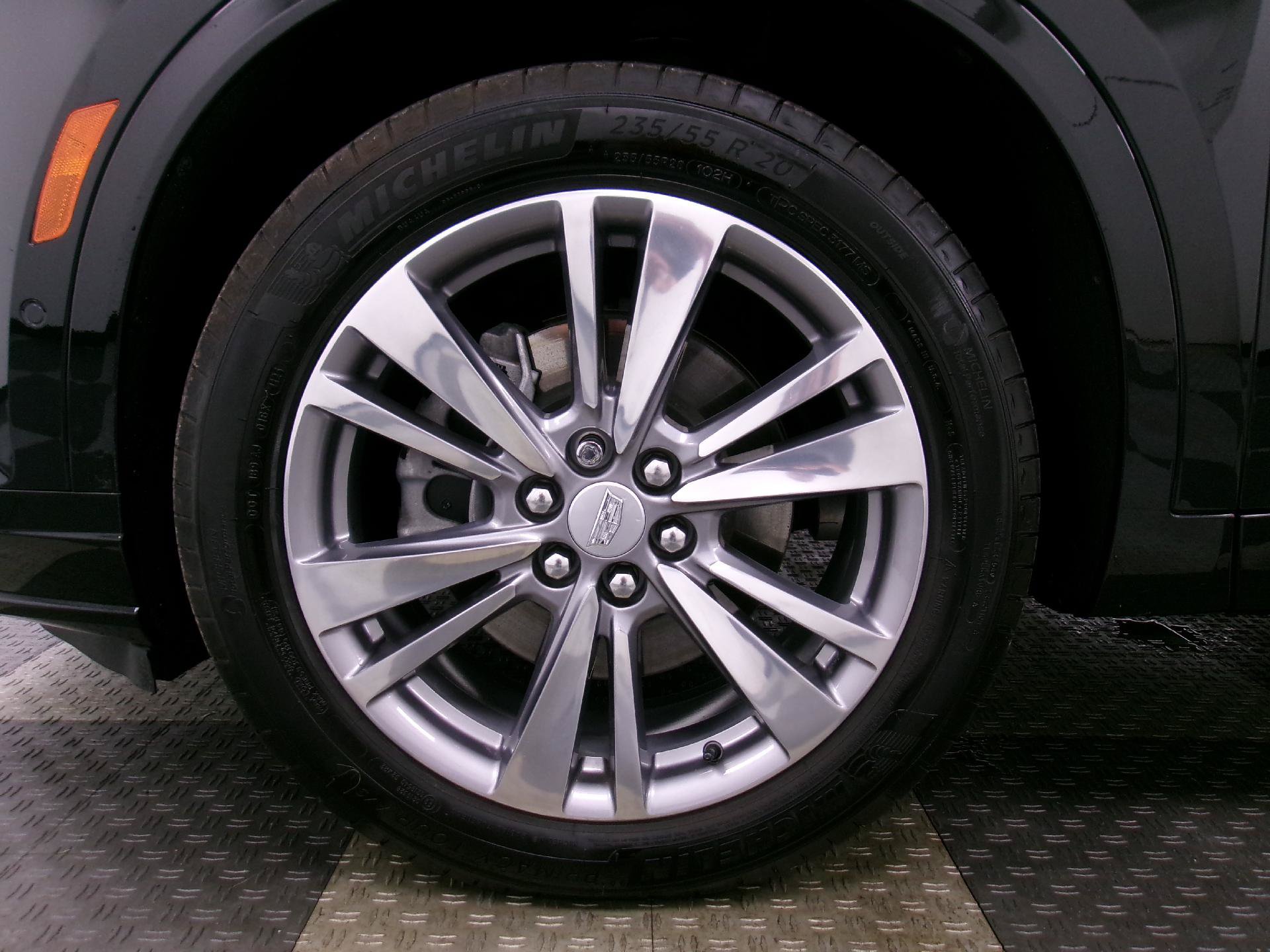 Used 2024 Cadillac XT6 Premium Luxury w/ Technology Package AWD/4WD image 18