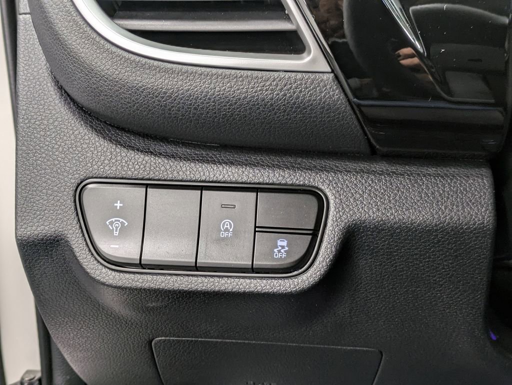 Used 2025 Kia Seltos S image 22