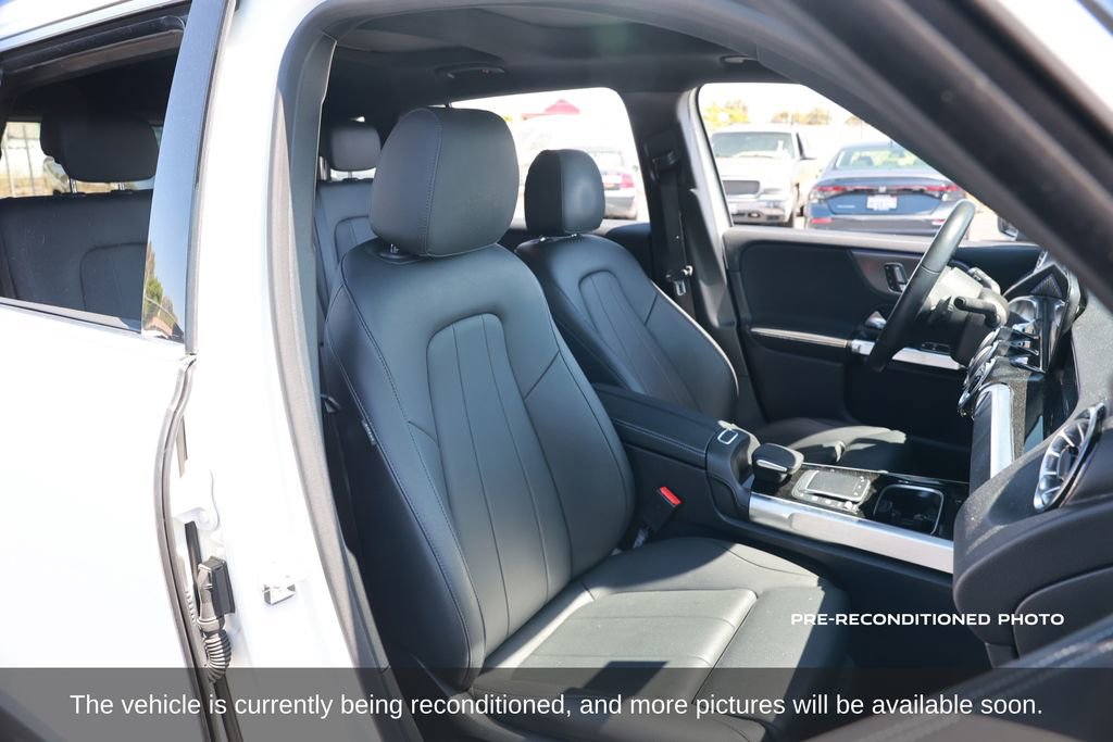 Used 2023 Mercedes-Benz EQB 350 4MATIC SUV w/ Exclusive Package image 15