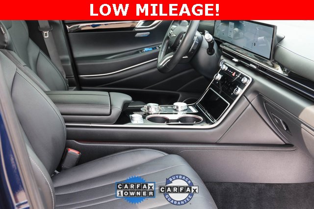 Used 2025 Genesis GV80 2.5T Standard image 17