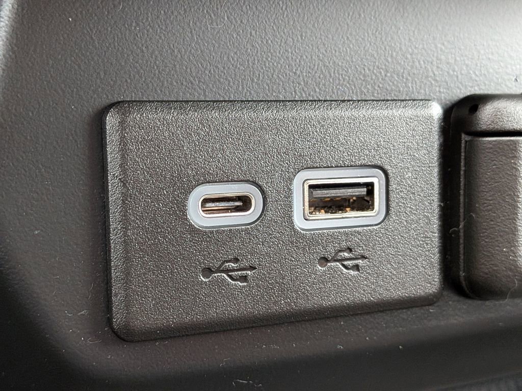 Used 2021 Chevrolet Silverado 1500 Custom Trail Boss w/ LPO, Dark Essentials Package image 20