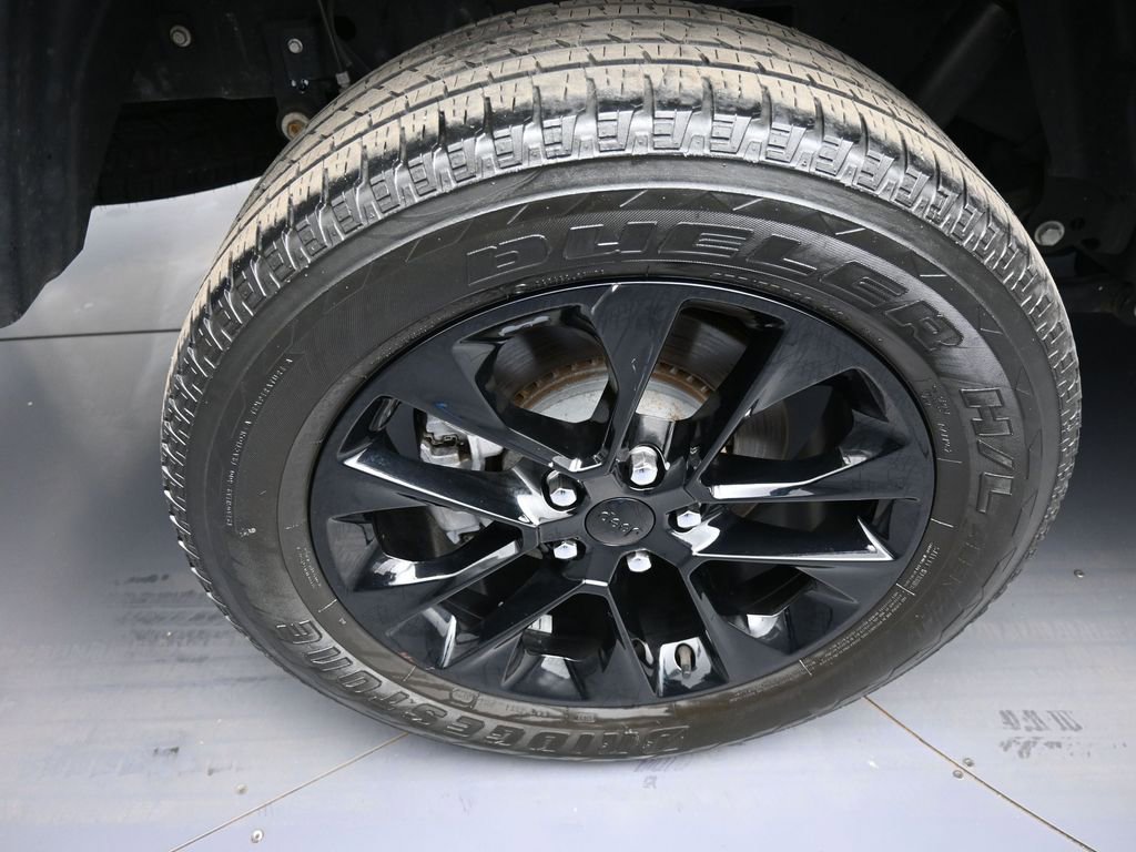 Used 2022 Jeep Gladiator Overland image 12