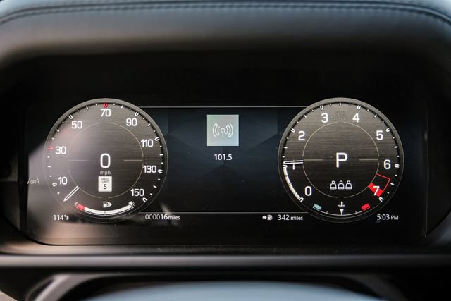 New 2026 Land Rover Defender 110 X-Dynamic SE AWD/4WD image 24