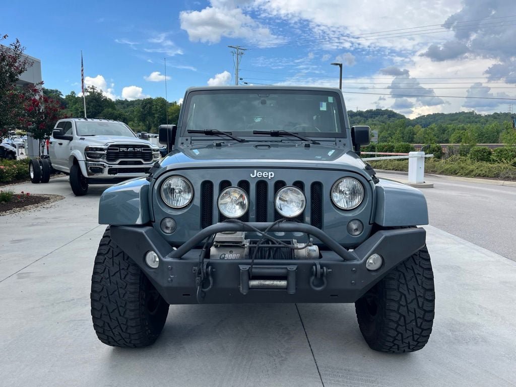 Used 2015 Jeep Wrangler Unlimited Sahara w/ Max Tow Package AWD/4WD image 29