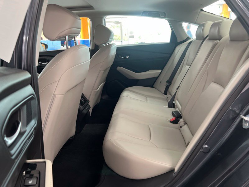 Used 2023 Honda Accord Touring image 14