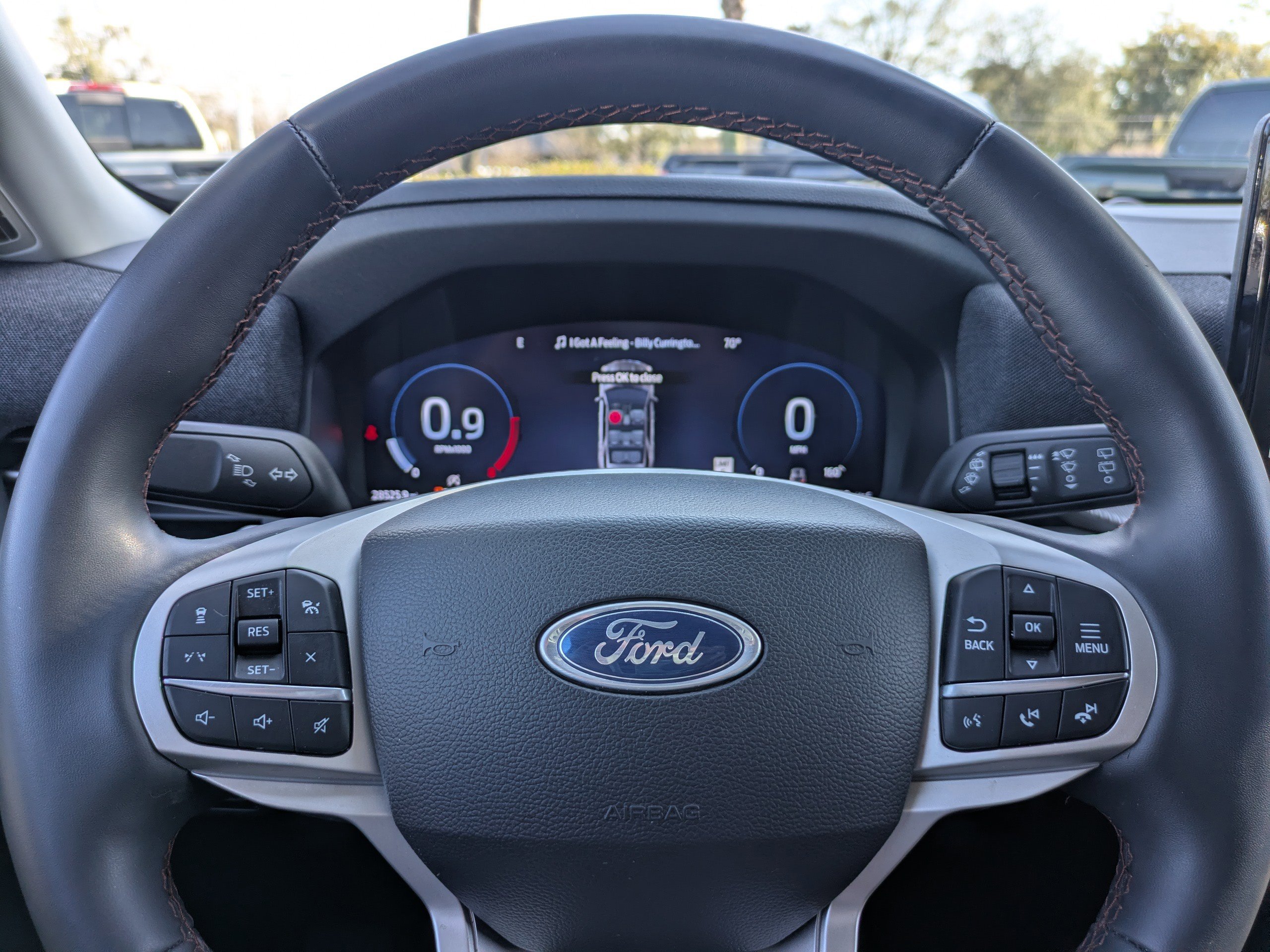 Used 2025 Ford Explorer Active image 33