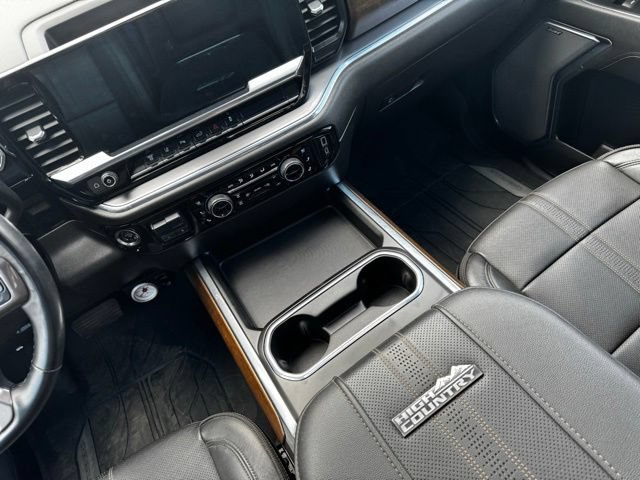 Used 2024 Chevrolet Silverado 3500 High Country w/ High Country Premium Package AWD/4WD image 18