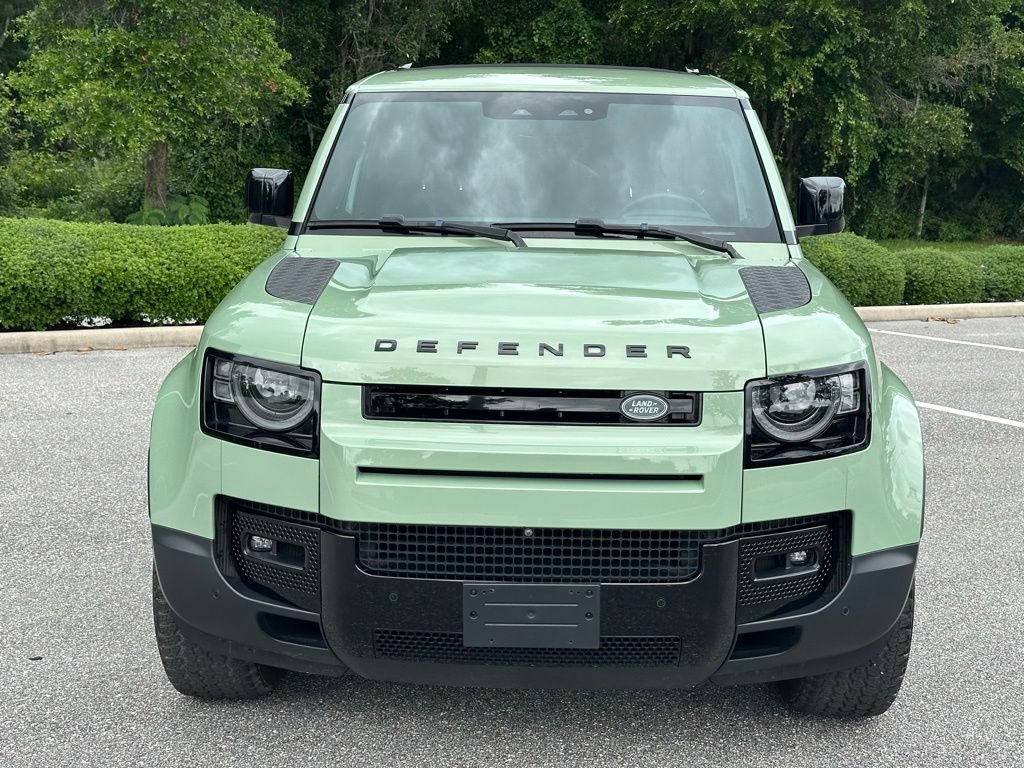 Used 2023 Land Rover Defender 110 75th Limited Edition AWD/4WD image 8
