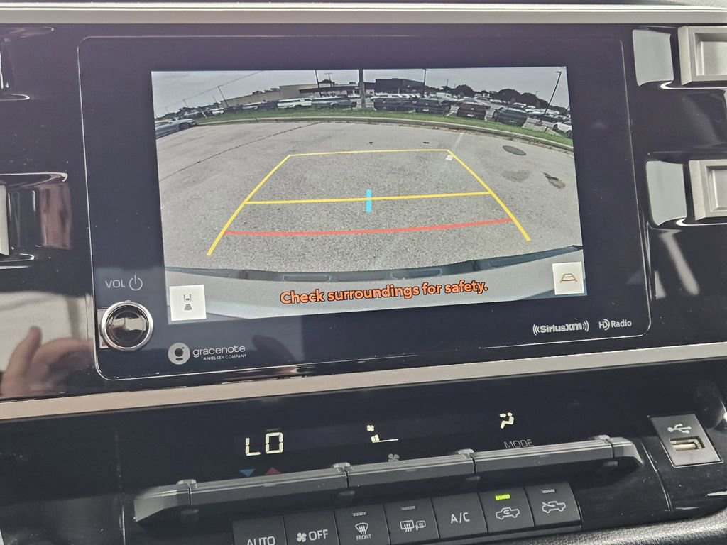 Used 2022 Toyota Tundra SR5 AWD/4WD image 14