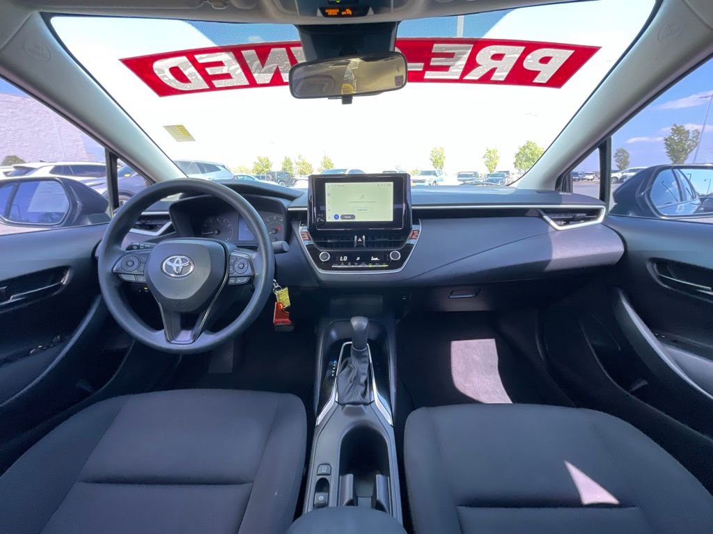 Used 2023 Toyota Corolla LE image 27