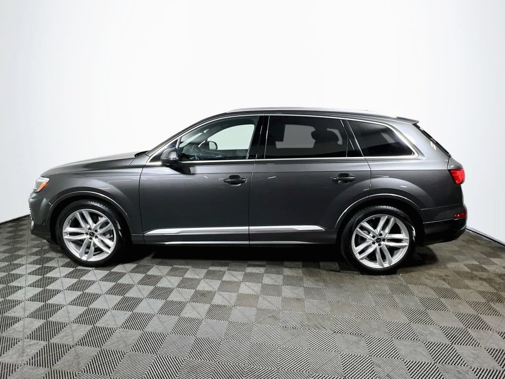 Used 2025 Audi Q7 3.0T Premium Plus w/ Premium Plus Package AWD/4WD image 4