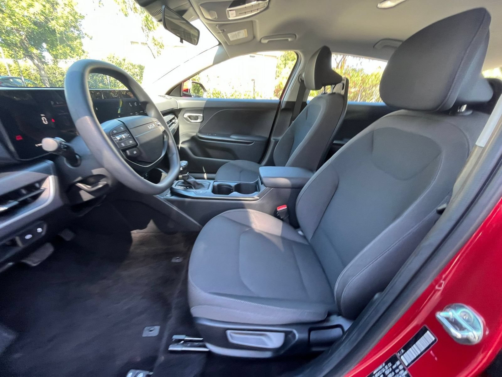 Used 2026 Kia K4 FWD image 25
