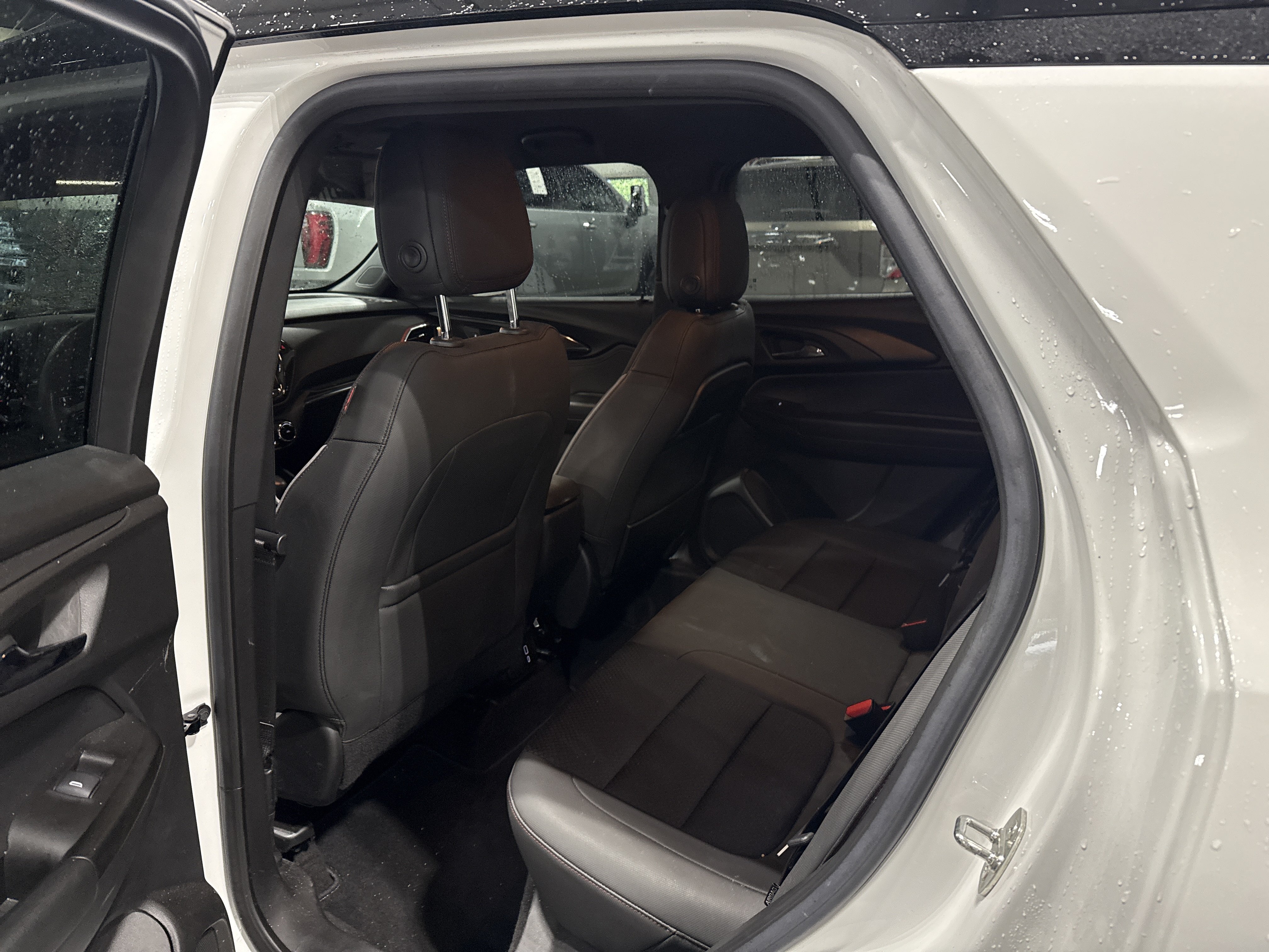 Used 2023 Chevrolet TrailBlazer RS w/ Convenience Package FWD image 8