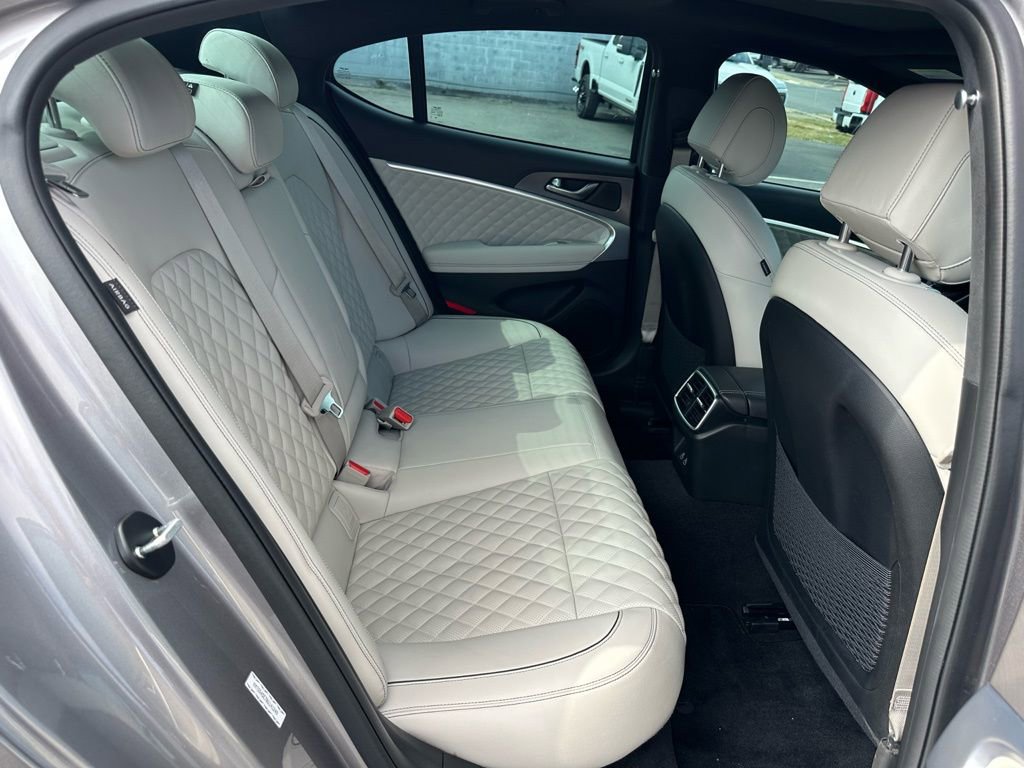 Used 2024 Genesis G70 3.3T Advanced w/ Sport Prestige Package RWD image 22