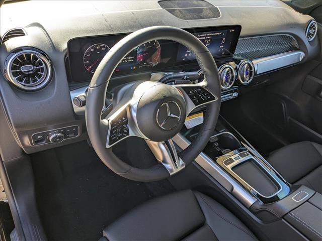 Certified 2025 Mercedes-Benz GLB 250 image 3