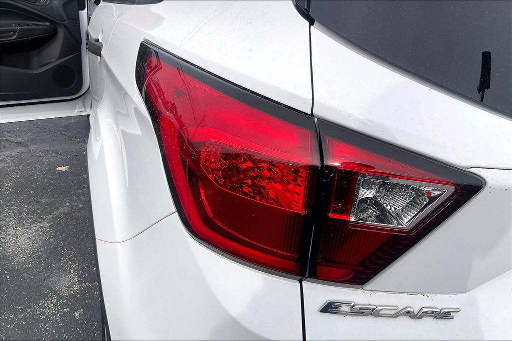 Used 2019 Ford Escape S FWD image 28